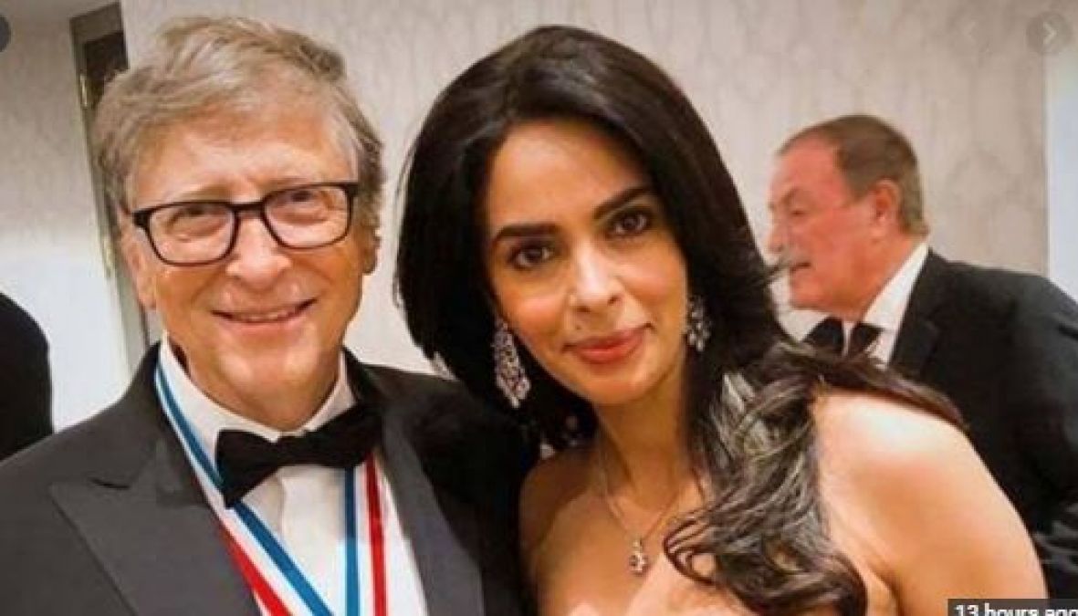 Actress Mallika gets a chance to meet the world's richest person, shared photo