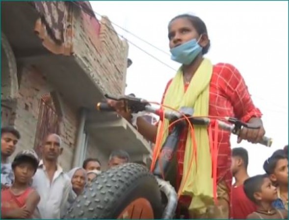 Biopic to be made on Jyoti Kumari who cycled around 1200 km carrying her injured father