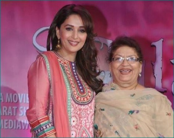 Madhuri Dixit mourns Choreographer Saroj Khan's demise