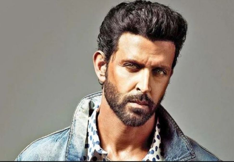 Hrithik Roshan gets surrounded by trouble, gets accused on fraud charges