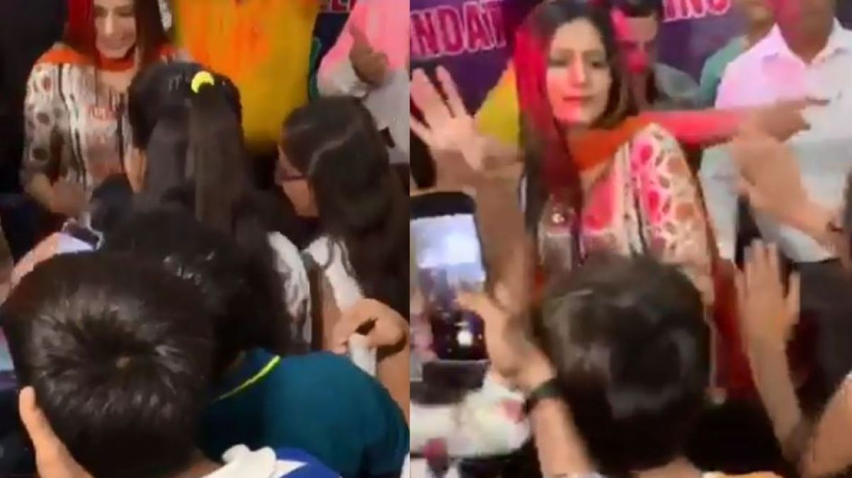 VIDEO: Sapna Chaudhary dances on her most famous songs with children!