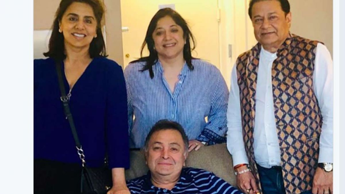 Anoop Jalota met Rishi Kapoor in the US from the actor replied this!