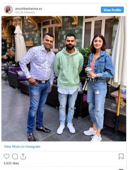 Virat Seen With Wife Anushka After World Cup Defeat; fans give Special Pose for the couple!