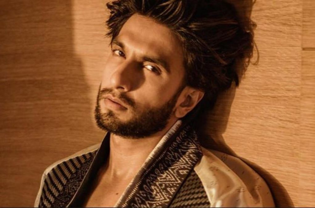 Ranveer's brilliant shoot for Femina; owns the cover page!