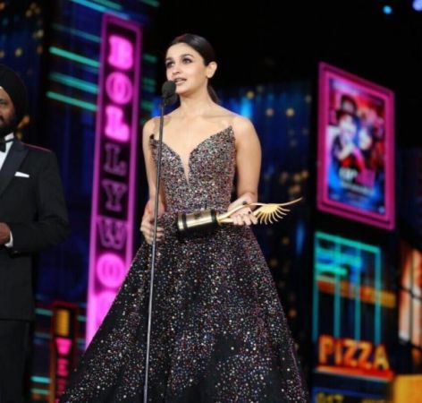 iifa award 2017:  हम लेकर आ गए आइफा अवार्ड की लिस्ट....