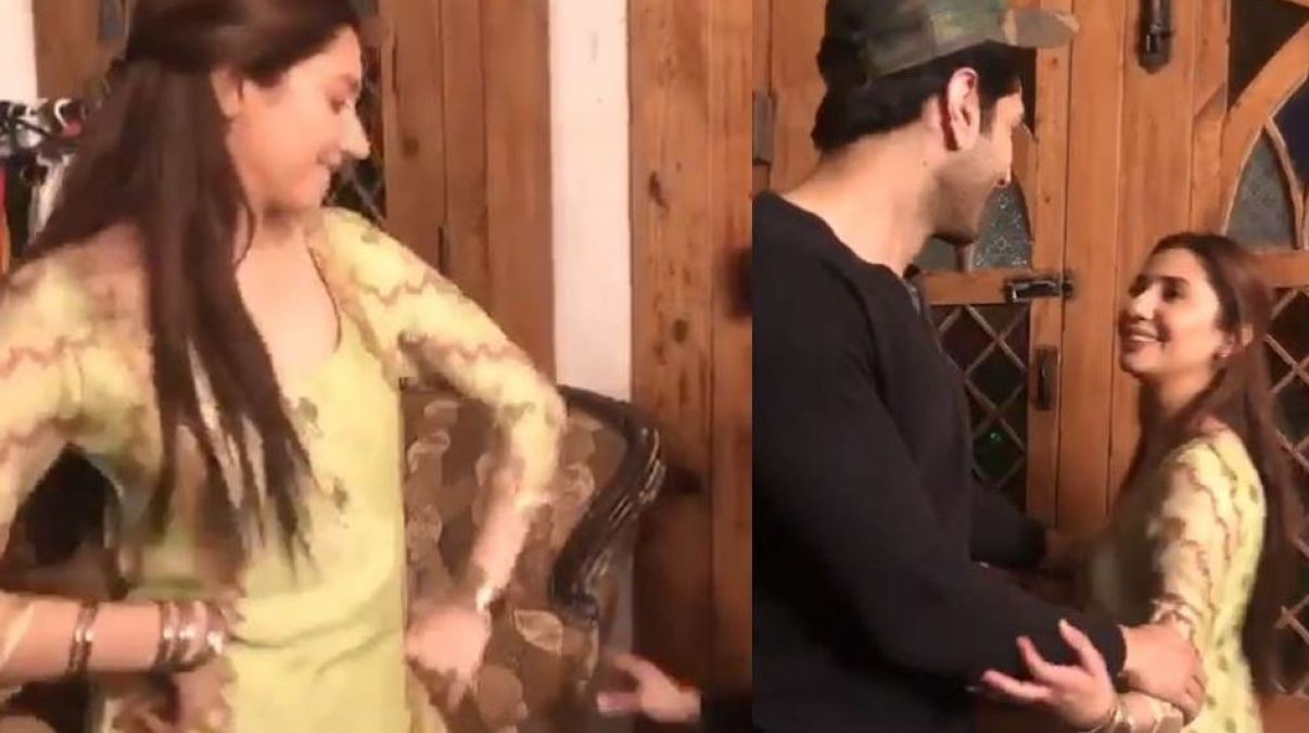 Pakistani Actress did something like this On Social Media, People go Crazy!