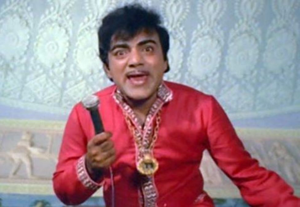 Death Anniversary special: Mehmood used to sell eggs and combs on the train; know other things about his life!