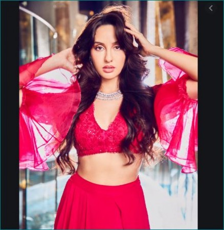 Nora Fatehi shares photo of little fan and wrote, 'We are going to get married'