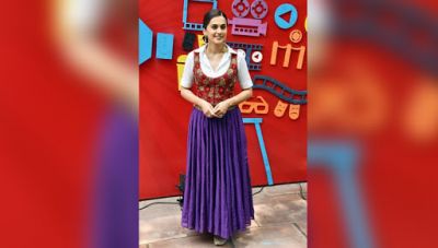 Taapsee Pannu Brings Back Desi Fusion Style, see viral pic