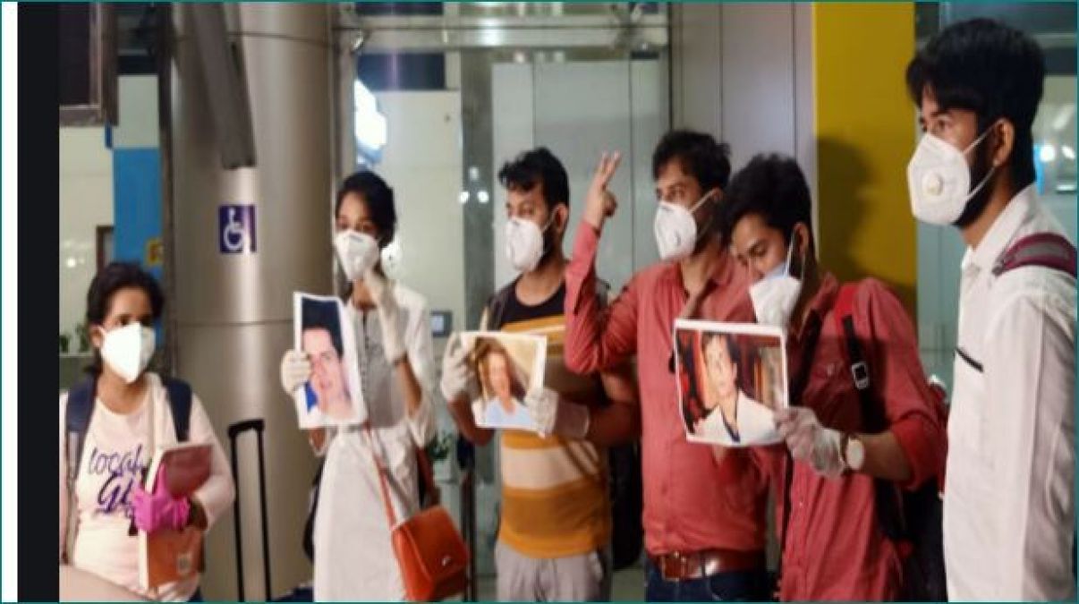 Students repatriated from Kyrgyzstan Thanked Sonu Sood showing his pictures at Airport