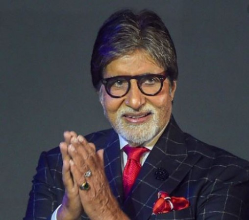 This girl becomes an overnight star after Amitabh Bachchan shared this tweet