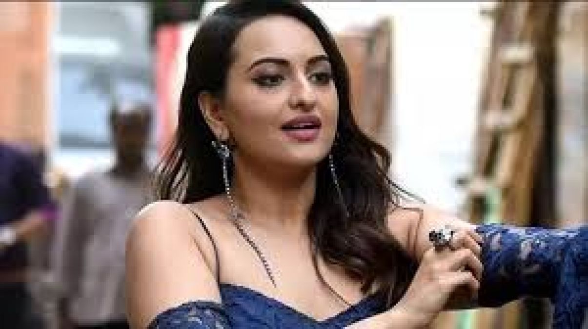 Will Sonakshi try politics like parents? The actress replied this!