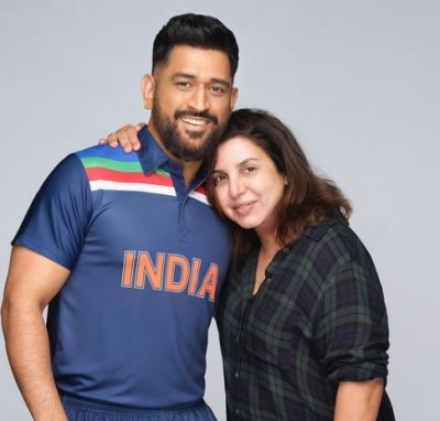 Farah Khan is Mahendra Singh Dhoni's new fan, shares picture