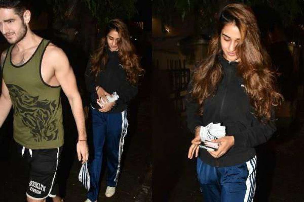 Find Out Who Is This Mystery Man With Which Disha is Seen outside the restaurant!