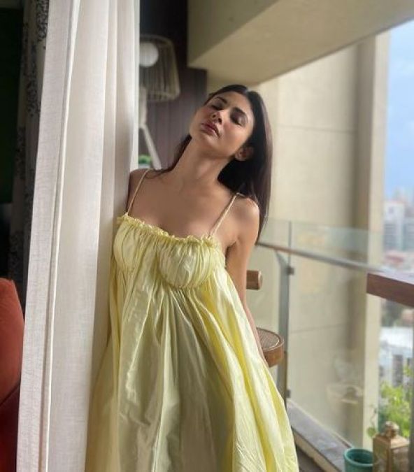 Mouni Roy is pregnant! Actress wrote a shocking thing in the comment