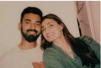 Athiya shares her favourite picture with Rahul, users said- 'When is marriage'