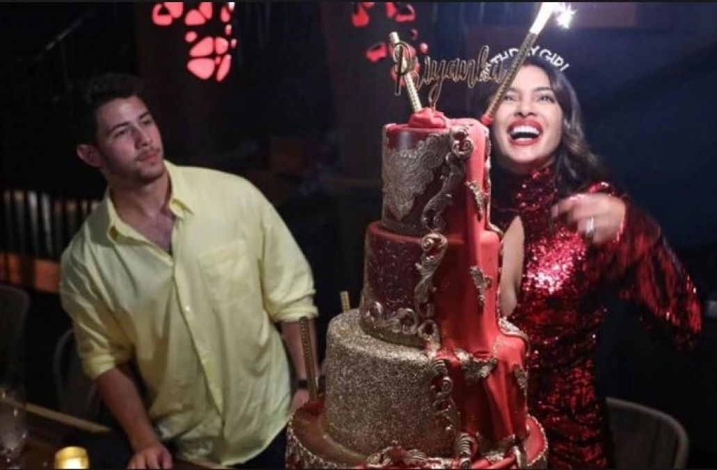 Nick Jonas paid This much for Priyanka Chopra's five-tier birthday cake?