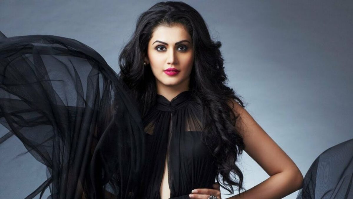 Mob lynching: Taapsee Pannu remains neutral over open letter storm