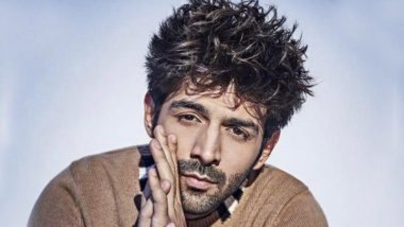 Makers break silence on news of Kartik Aaryan being expelled from movie, know the truth