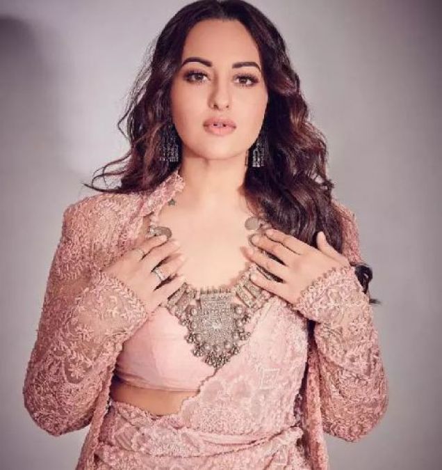 Sonakshi Sinha became super hit from her first film, reduced 30 kg weight