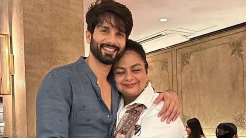 Here's why Shahid Kapoor talks less to his mother
