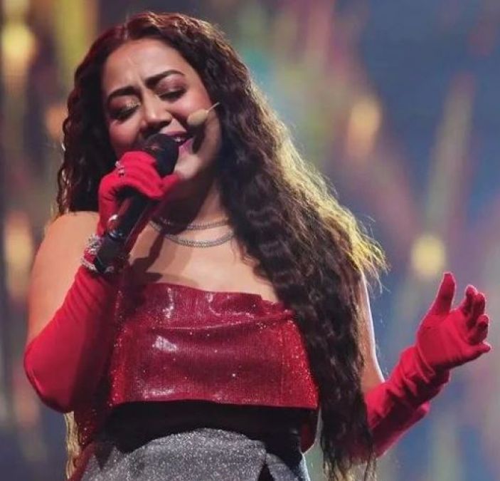 IIFA 2022: Neha Kakkar pays special tribute to KK at the awards night