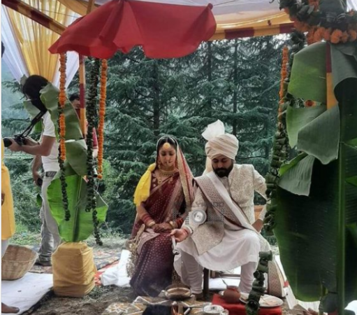 Yami Gautam ties knot with director Aditya Dhar; pictures of big day surfaced