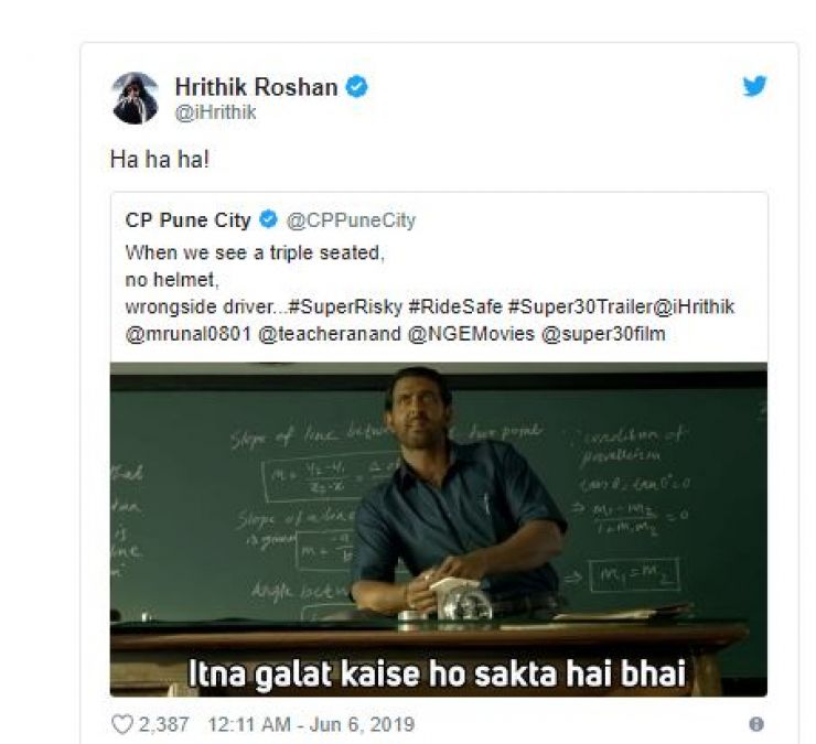 Hrithik gives reply to Pune Police on Twitter!