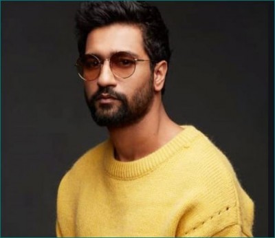 Vicky Kaushal shares old picture,you will be shocked to see tranformation