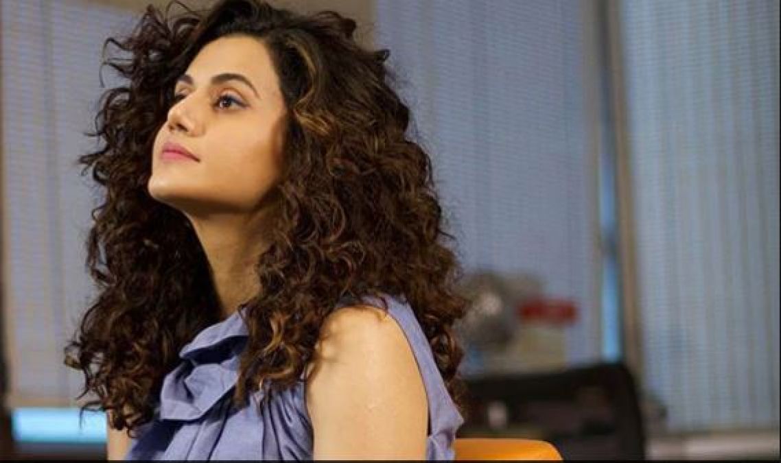 VIDEO: this happened when Tapsee was playing Video Game!