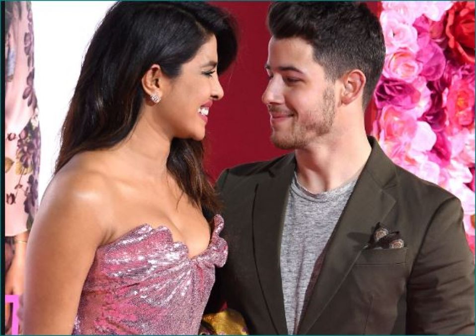 Nick sees Priyanka's face as soon as he wakes up in morning