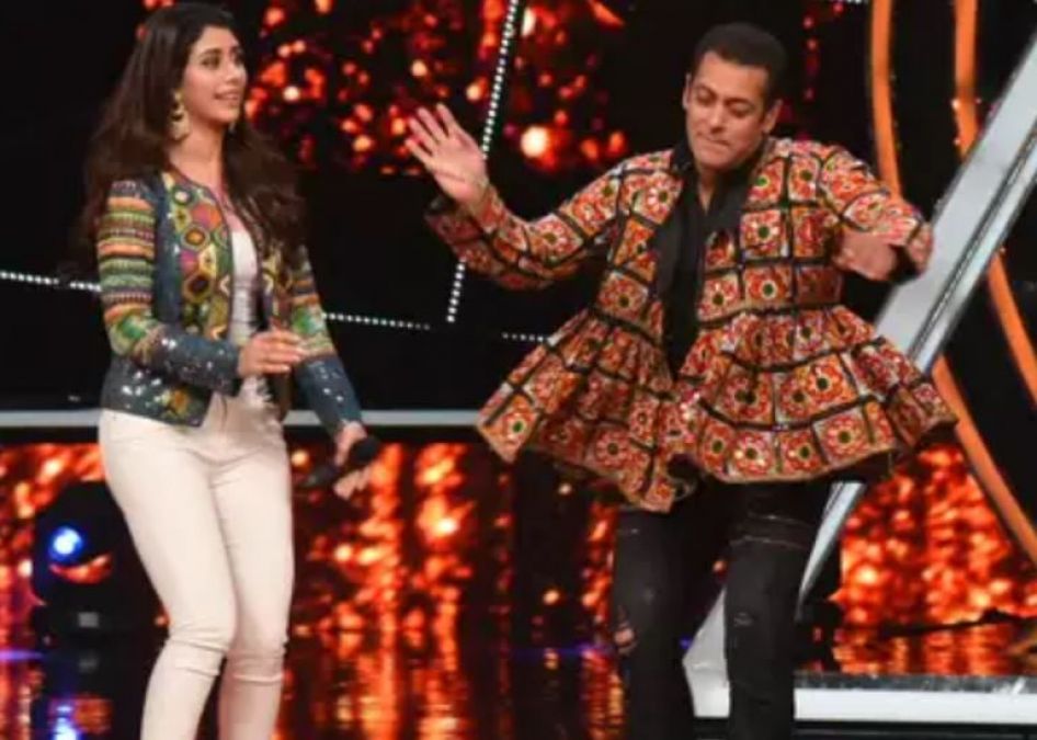 Final: This actress to shoot the dance number Salman's 'Dabangg'