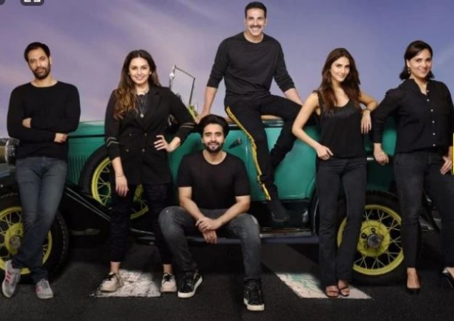 Fabulous! Akshay Kumar starrer 'Bell Bottom' to hit theatres as lockdown opens