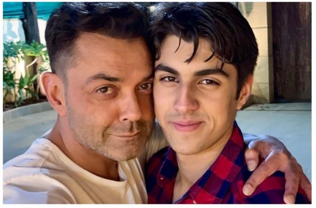 Bobby Deol Ki Sex Video - Bobby Deol's son Aryaman was trapped in New York amid corona ...