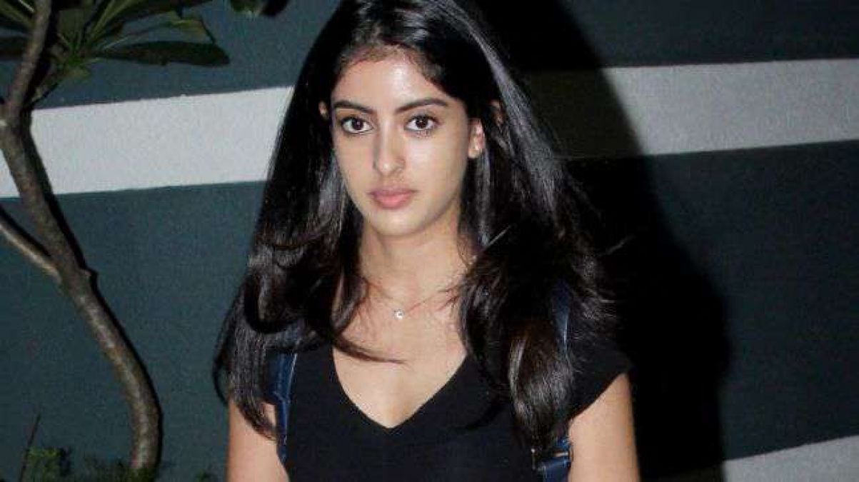 Video: Amitabh's Grand Daughter doing such a thing on the roadside in the US!