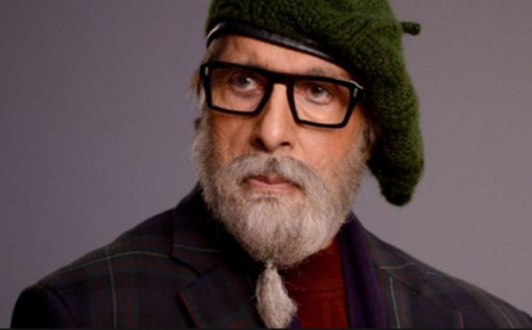 Fans shocked by Big B's new look, photo going viral at a faster pace!