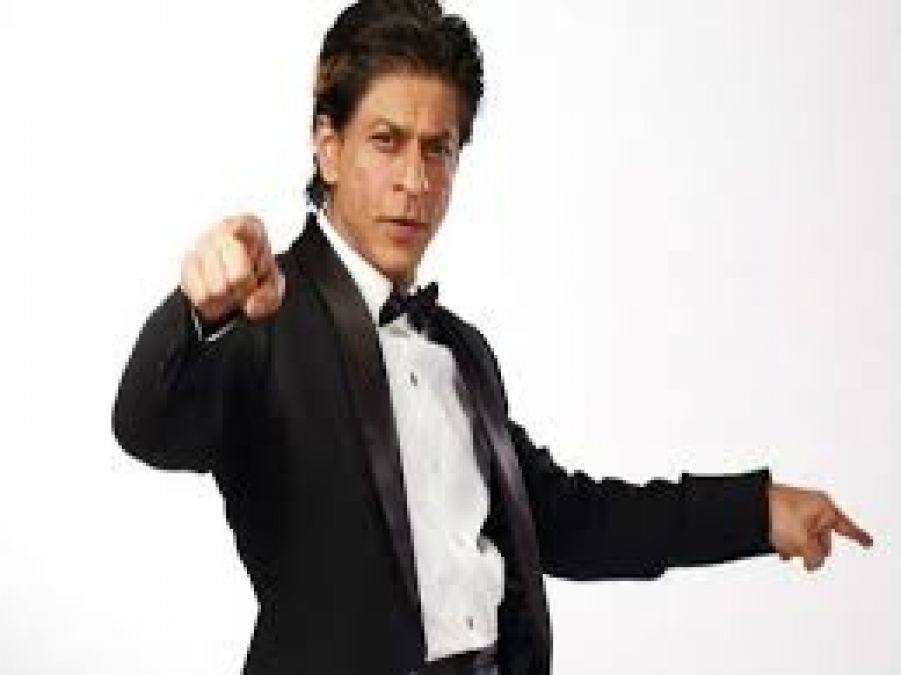 After Zero flopped badly, Shah Rukh kept himself busy