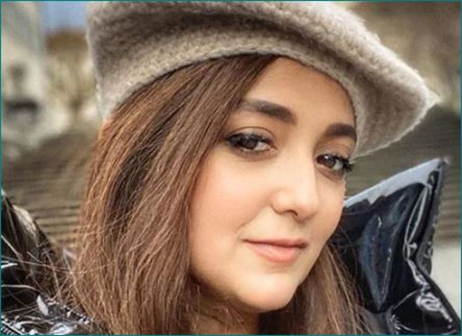 Monali Thakur's pain increases after hearing Sonu Nigam's allegations