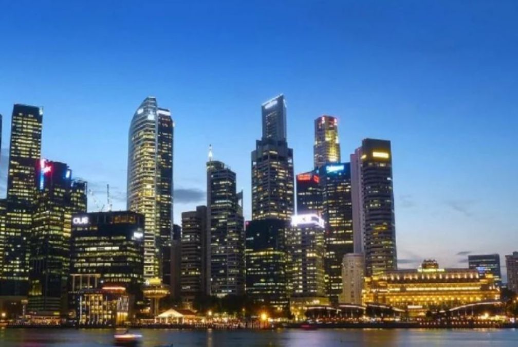 जानिए सिंगापुर को नजदीक से, ये बातें उड़ा सकती है आपके होश