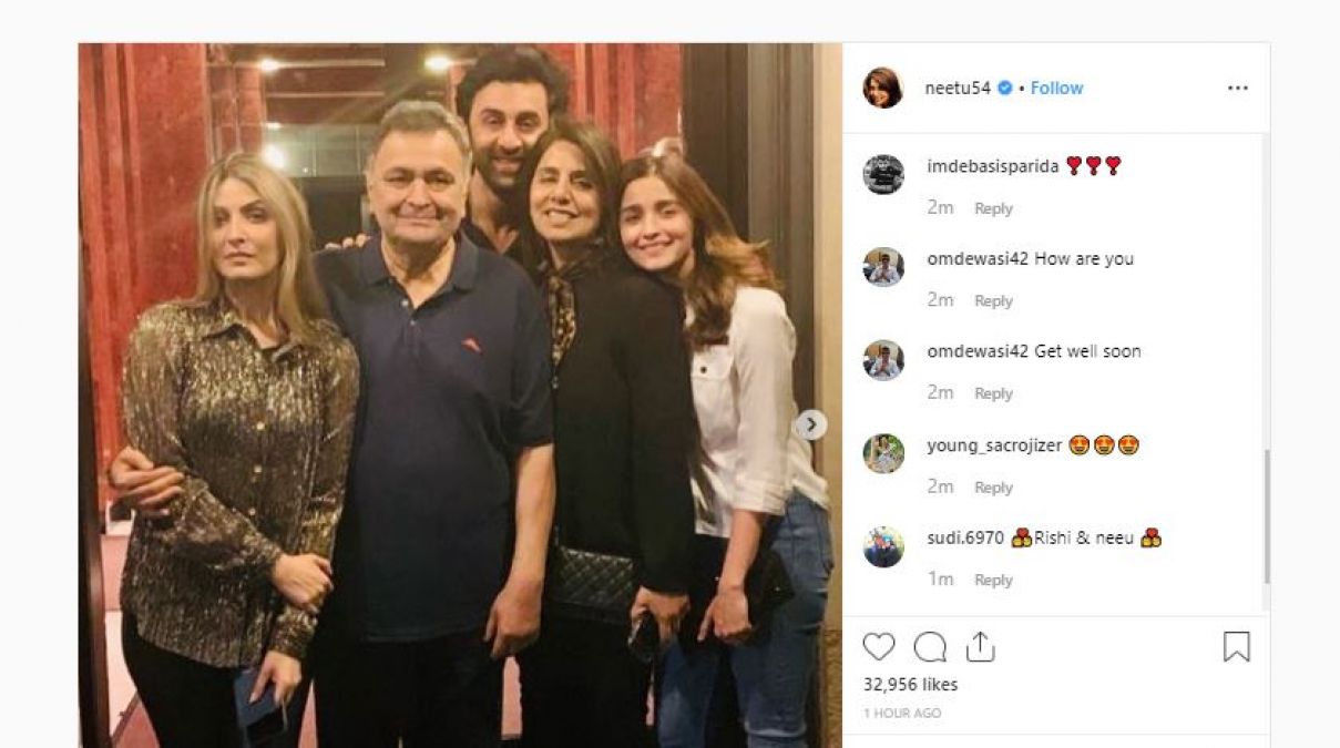 Alia Bhatt shares the frame with 'Kapoor' Family