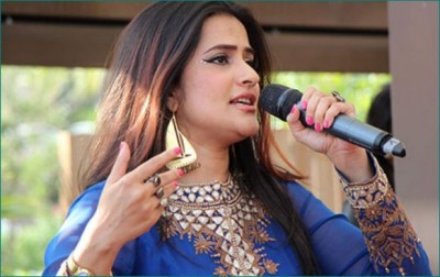 Sona Mohapatra, angry at those listening to music for free
