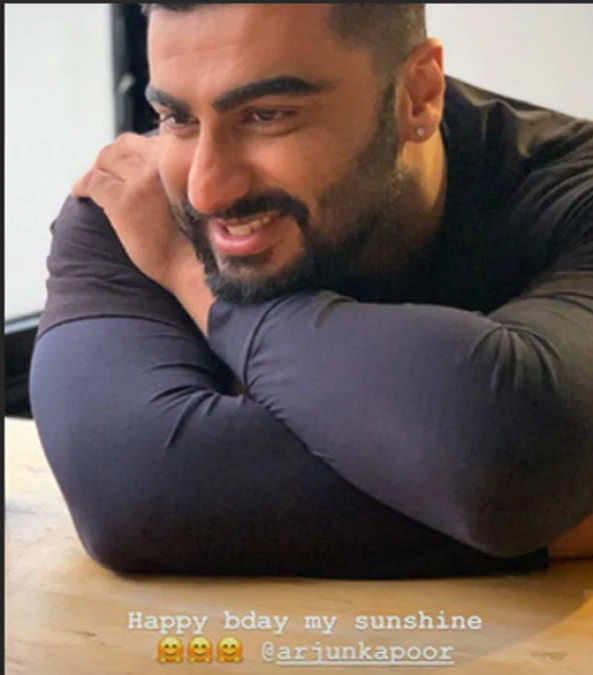 Girlfriend Malaika Arora calls Arjun Kapoor as her sunshine