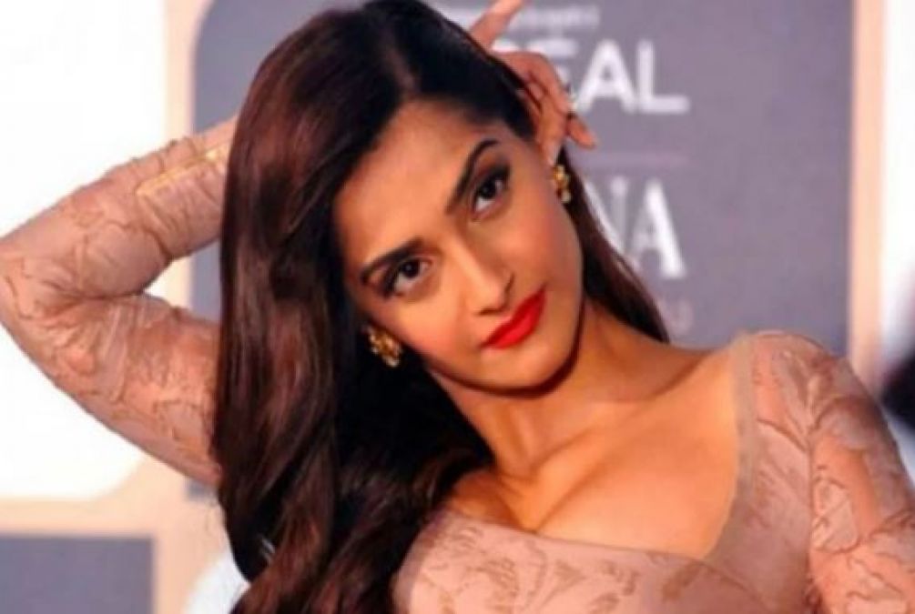 Sonam Kapoor has a crazy love for Pani-Puri; even after being a super hit...