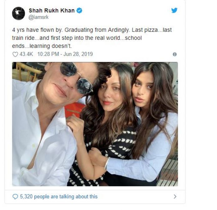 Bollywood showers love on Shah Rukh's Daughter, Gets this Special Honor