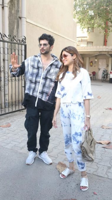 Shamita Shetty spotted with boyfriend on streets of Mumbai