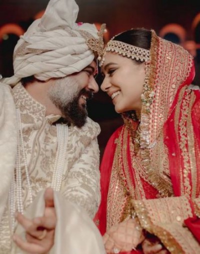 Photos of this famous director's wedding surfaced