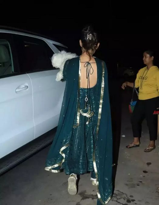 Backless suit...Kajrare Nain..Mouni Roy was seen with her husband