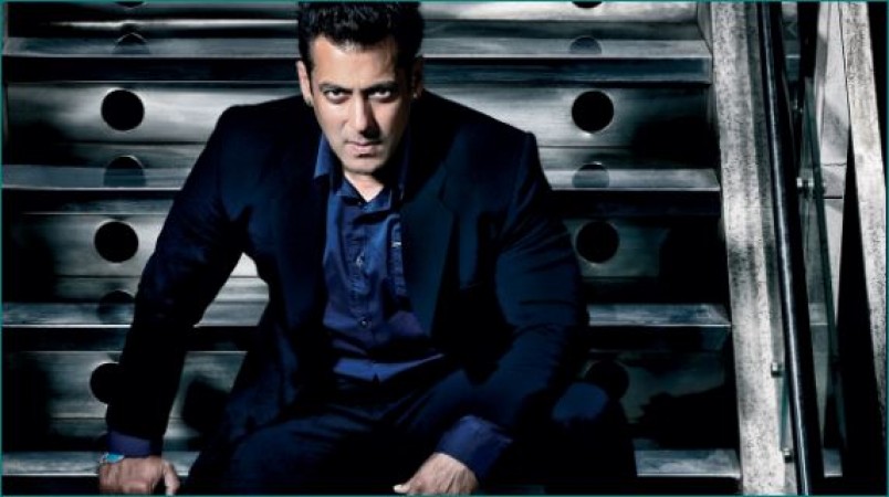 Salman Khan's new song 'Pyaar Karona' released