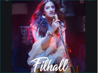 Nupur Sanon sings sequence of song 'Filhaal'