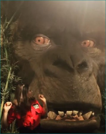 Video: This actress ran out of fear as soon as King Kong shows its eyes